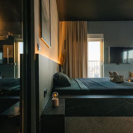 Etern Apart Hotel Pristina Esterno foto