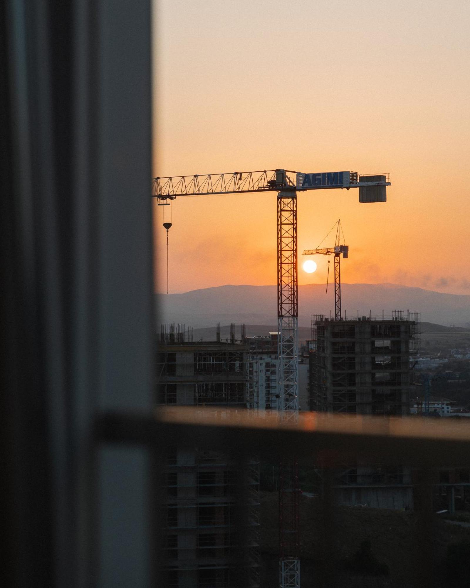 Etern Apart Hotel Pristina Esterno foto