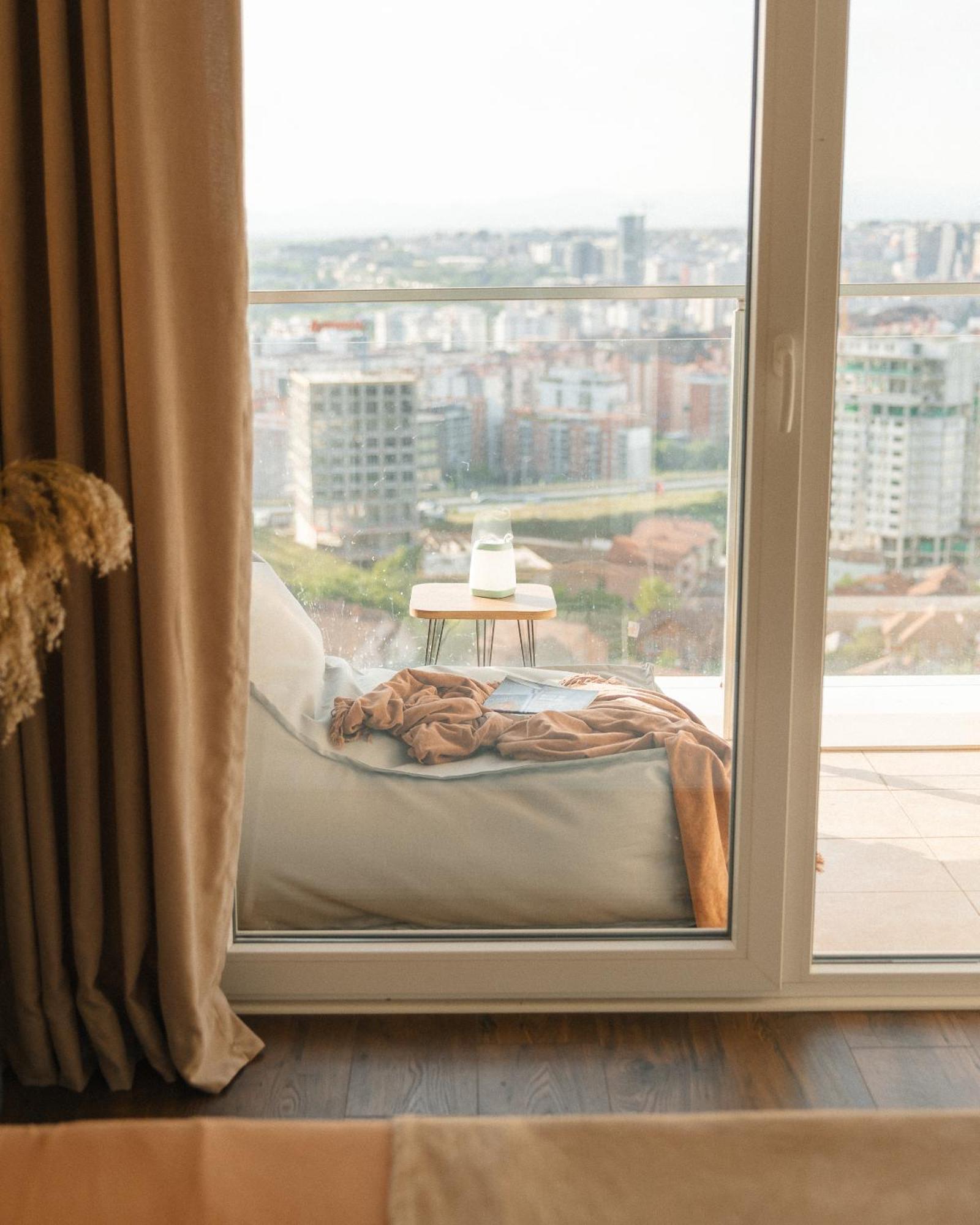Etern Apart Hotel Pristina Esterno foto